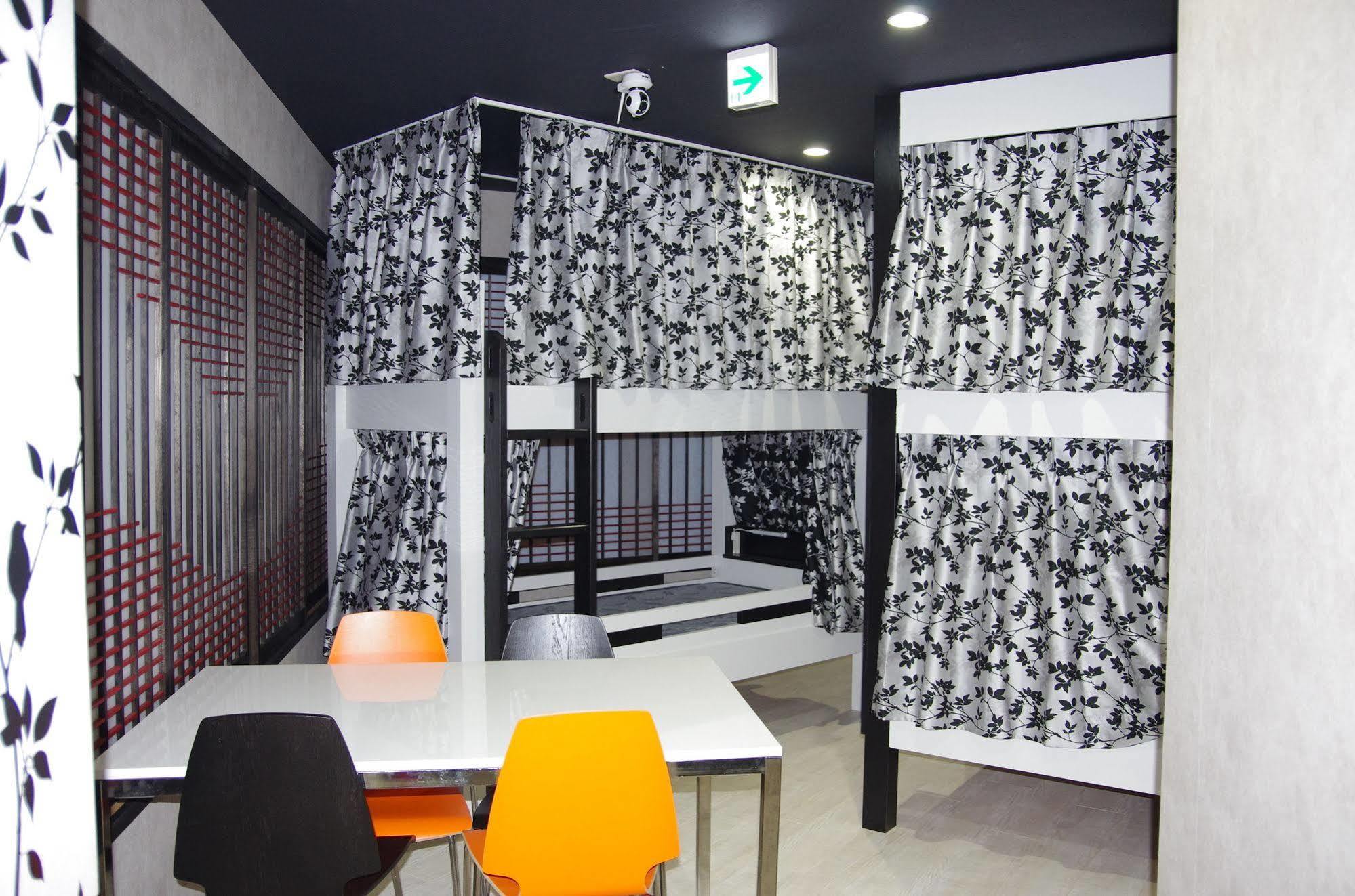 Sora Hostel Osaka Esterno foto