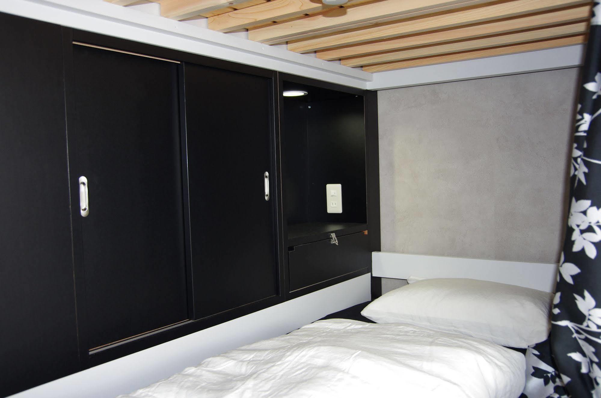 Sora Hostel Osaka Esterno foto